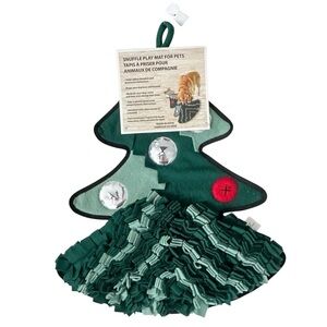 NWT Christmas Tree Snuffle Play Mat For Dogs